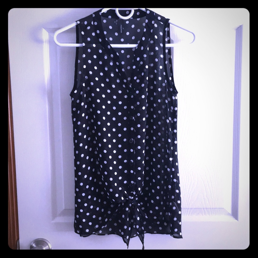 Maurices Sleeveless Blouse